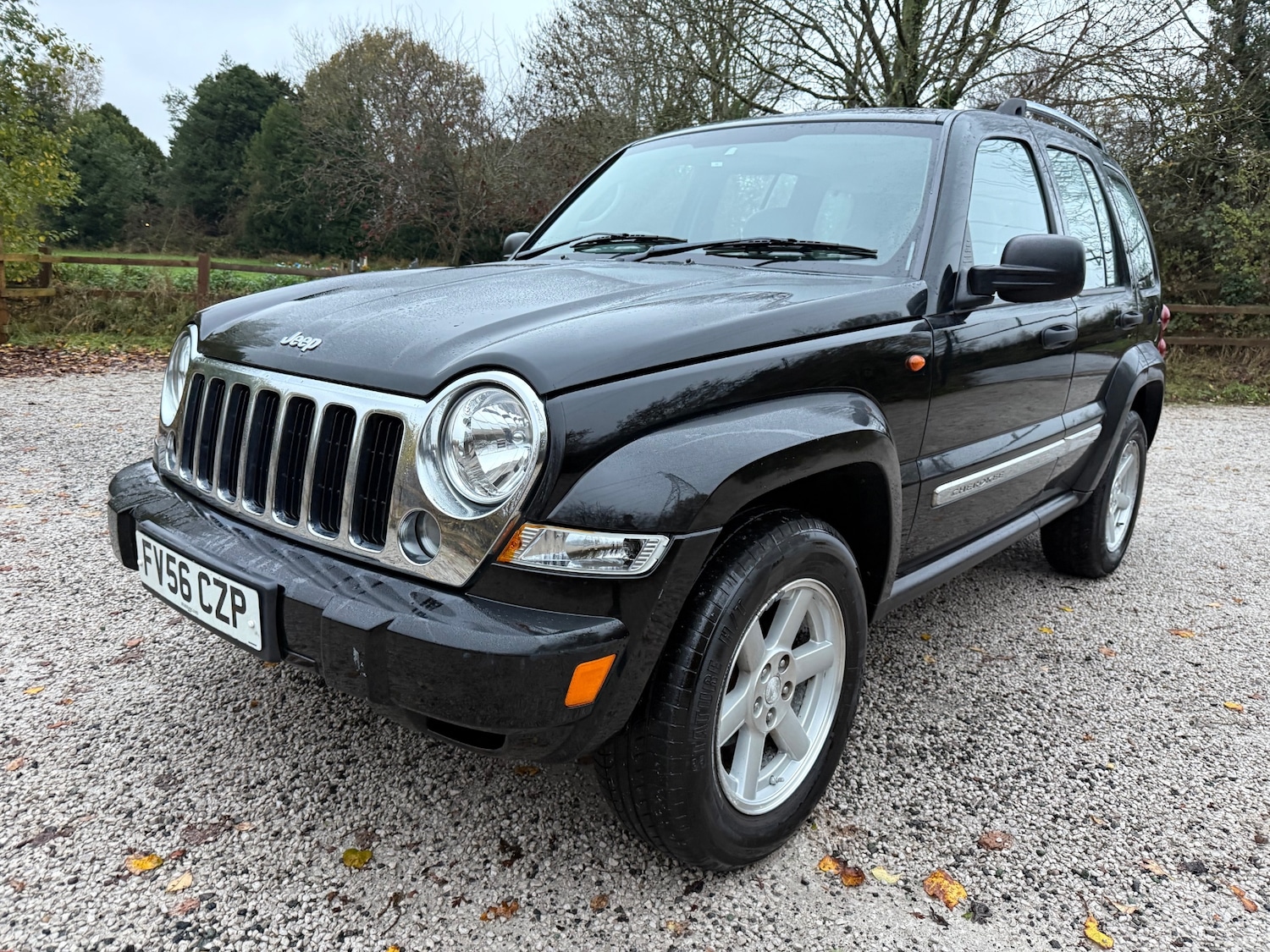 Used Jeep Cherokee 2006 for sale - 76589934: Photo 2
