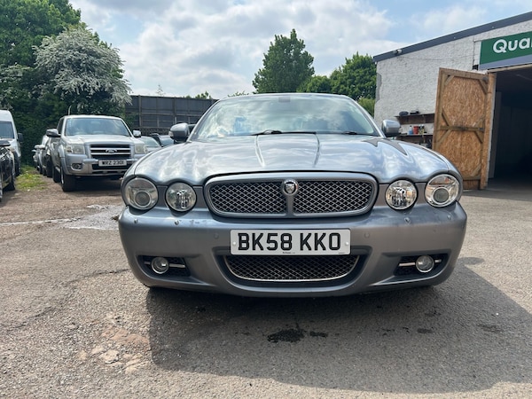 Used Jaguar XJ 2008 for sale - 74537976: Photo 3