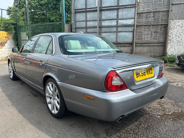 Used Jaguar XJ 2008 for sale - 74537976: Photo 5