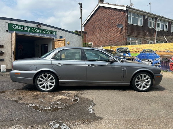 Used Jaguar XJ 2008 for sale - 74537976: Photo 8
