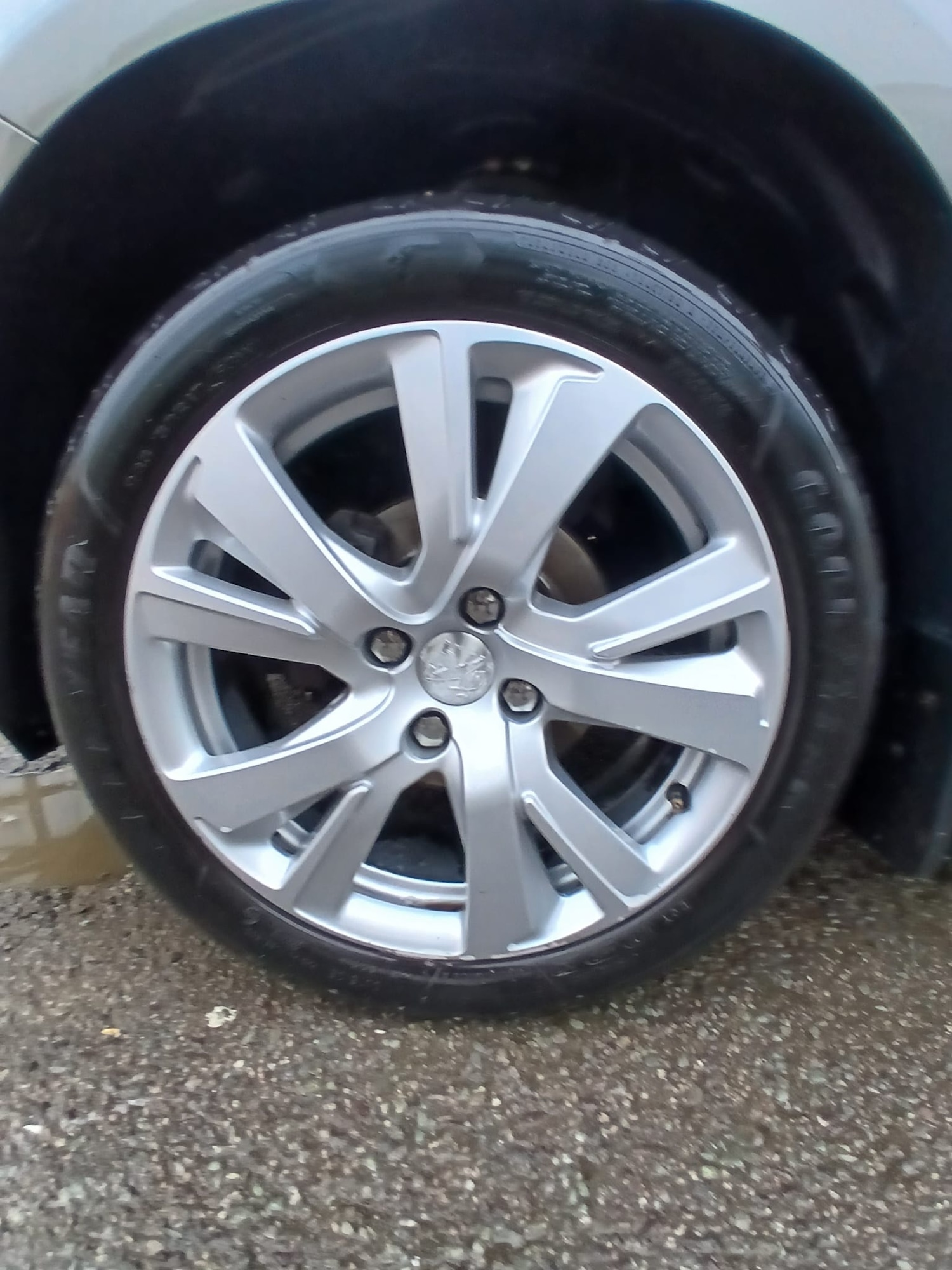 Used Peugeot 2008 2016 for sale - 77240323: Photo 18