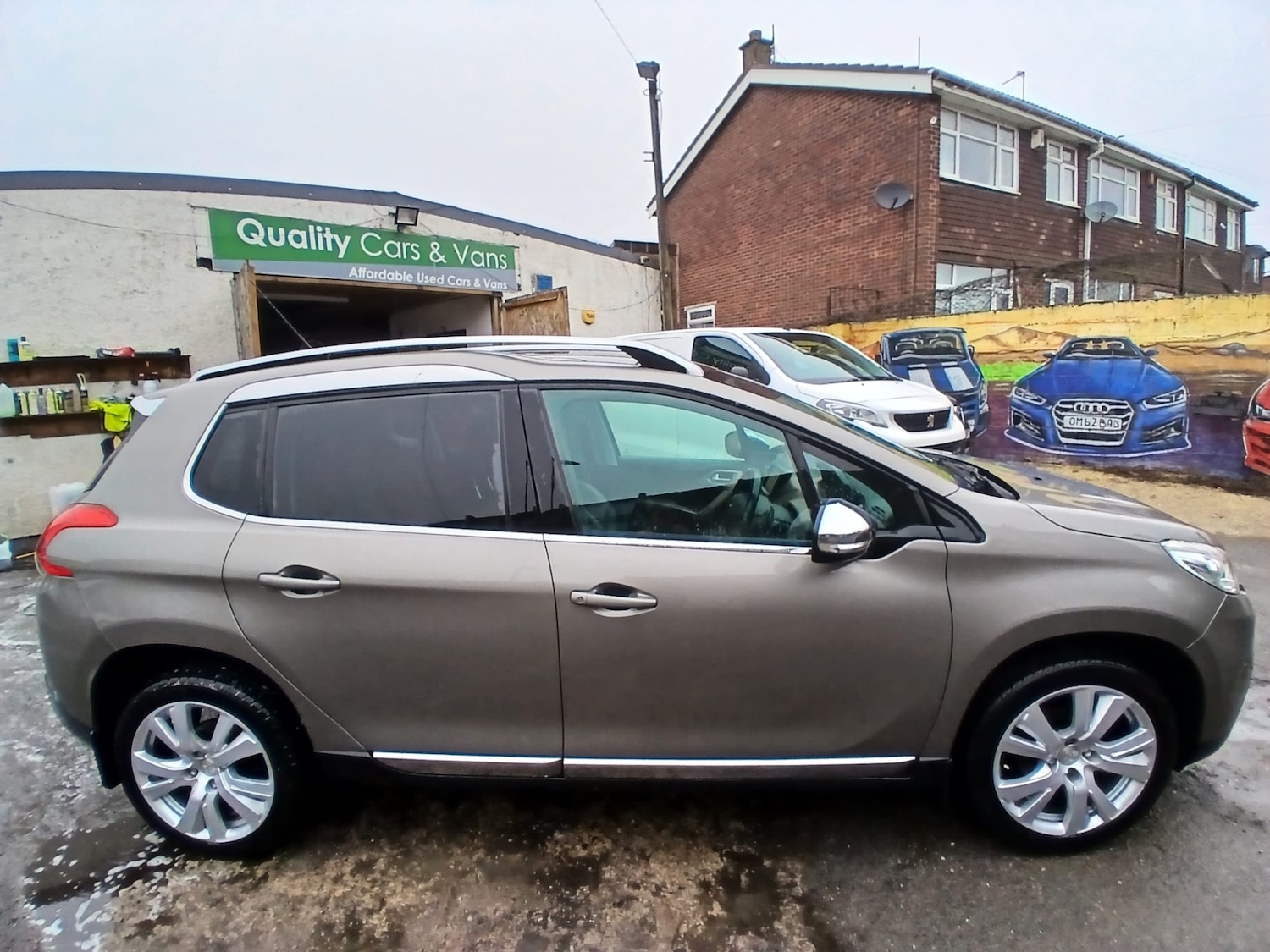 Used Peugeot 2008 2016 for sale - 77240323: Photo 3
