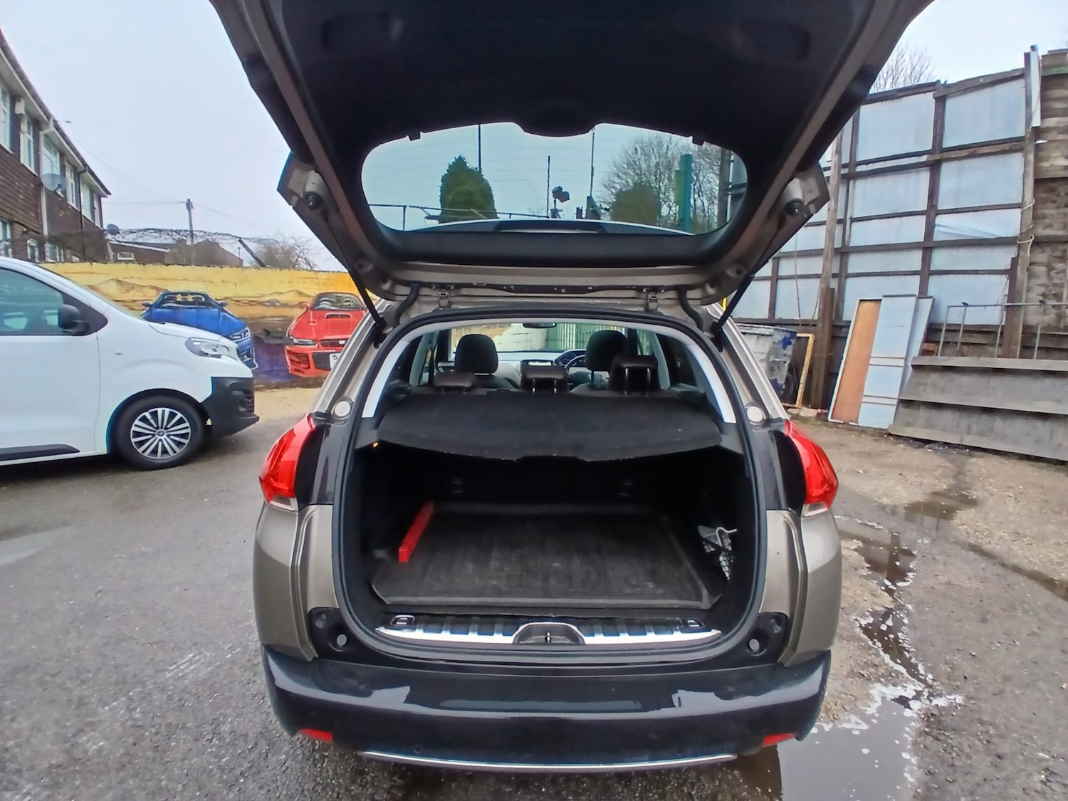 Used Peugeot 2008 2016 for sale - 77240323: Photo 7