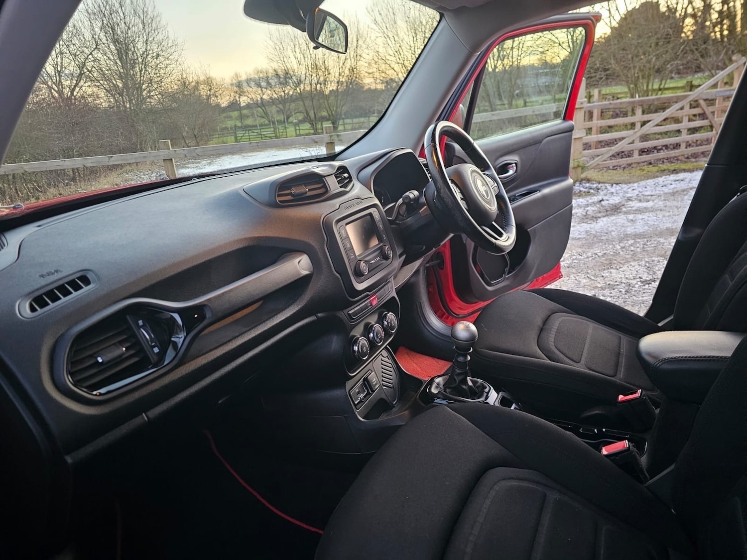 Used Jeep Renegade 2017 for sale - 77088107: Photo 14