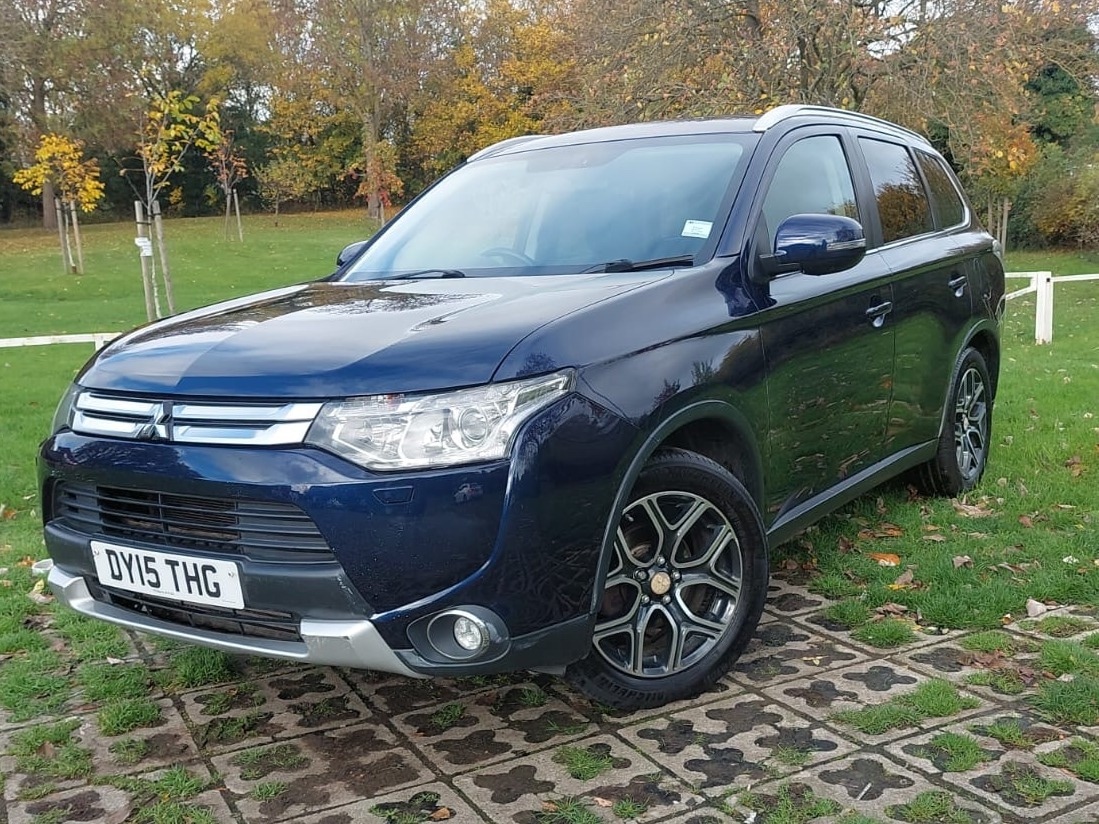 Used Mitsubishi Outlander 2015 for sale - 76379099: Photo 1