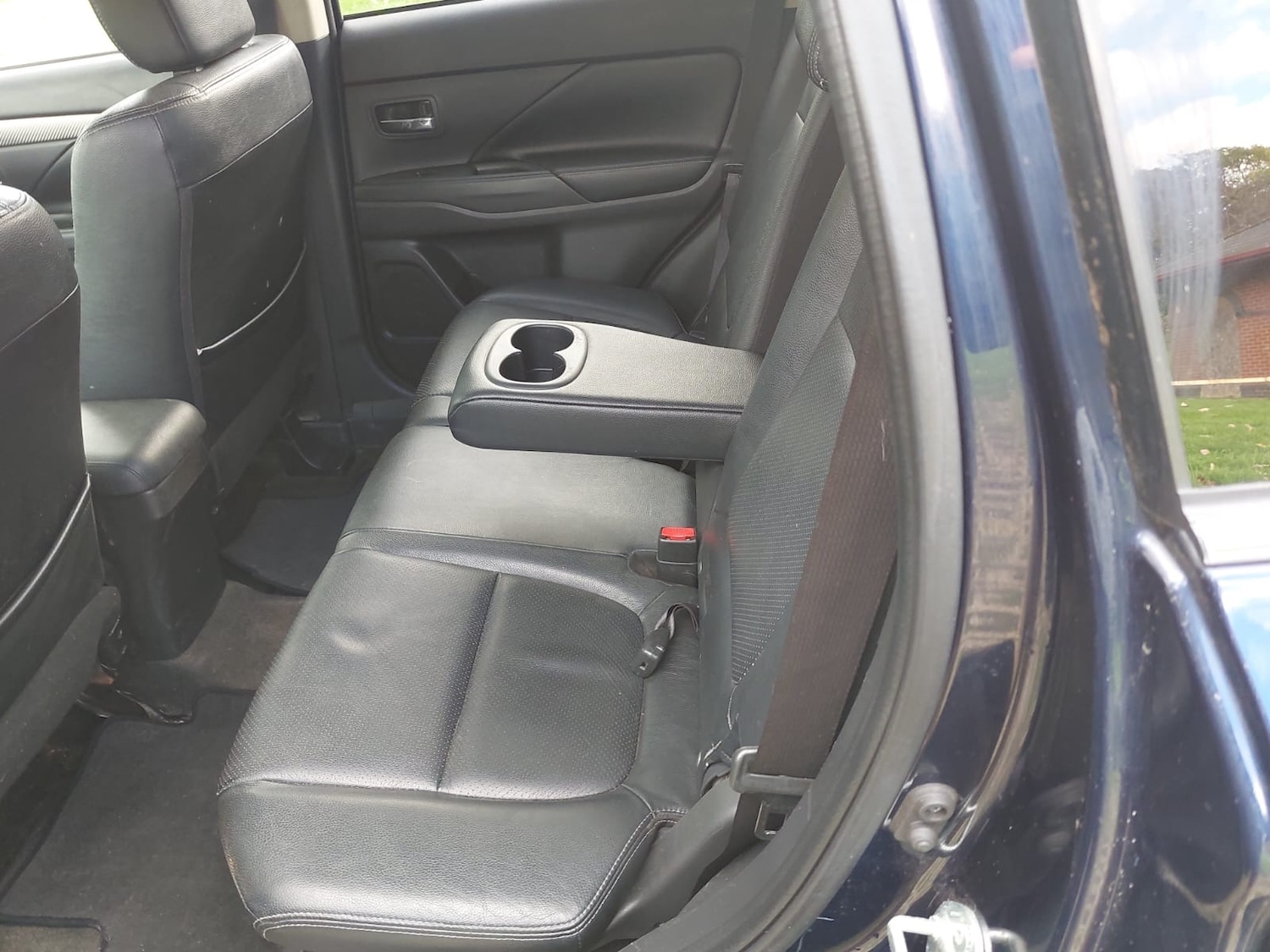 Used Mitsubishi Outlander 2015 for sale - 76379099: Photo 12