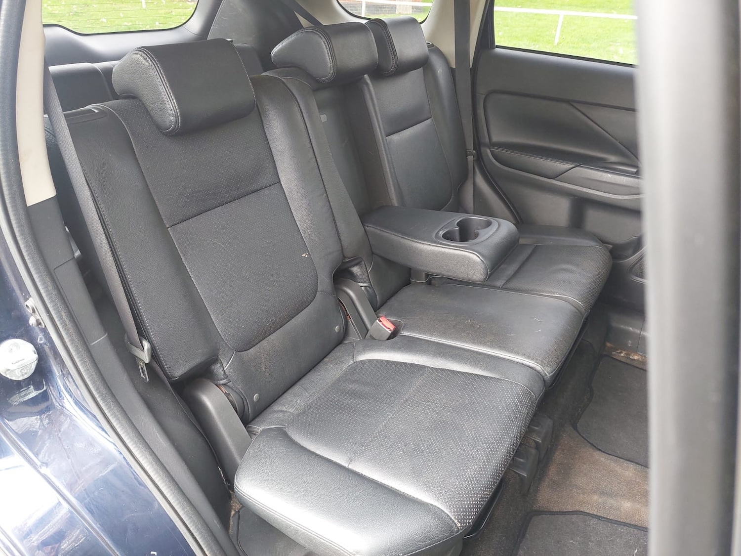 Used Mitsubishi Outlander 2015 for sale - 76379099: Photo 17