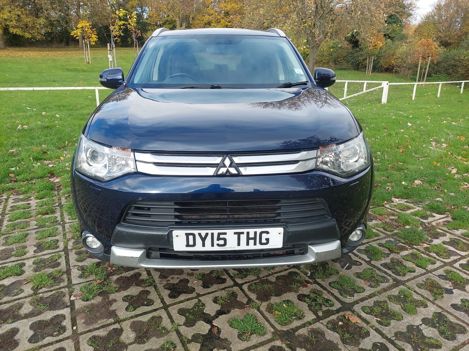 Used Mitsubishi Outlander 2015 for sale - 76379099: Photo 3
