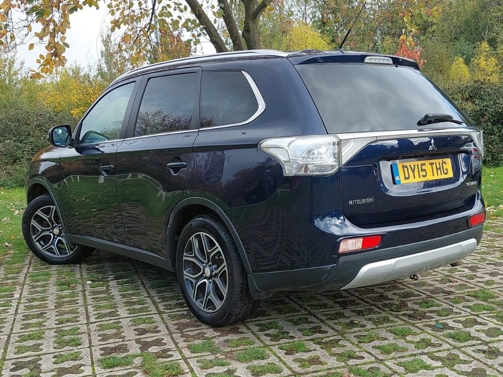 Used Mitsubishi Outlander 2015 for sale - 76379099: Photo 5
