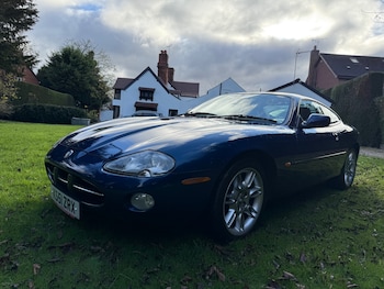Used Jaguar XK8 2001 for sale - 76625784: Photo
