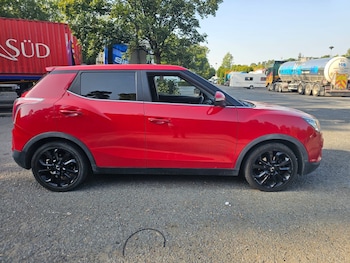 Used Ssangyong Tivoli 2016 for sale - 75565677: Photo