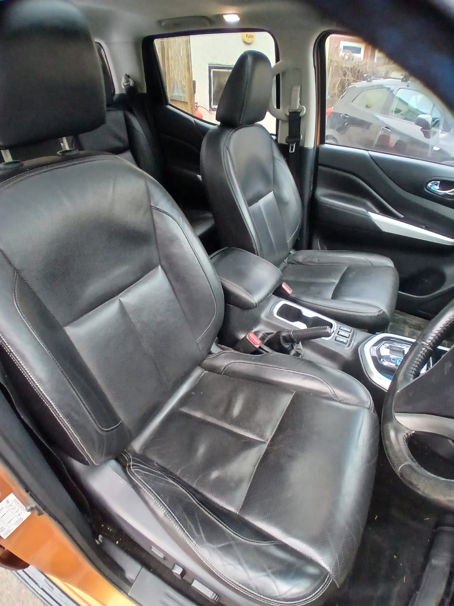 Used Nissan Navara 2016 for sale - 77635812: Photo 15