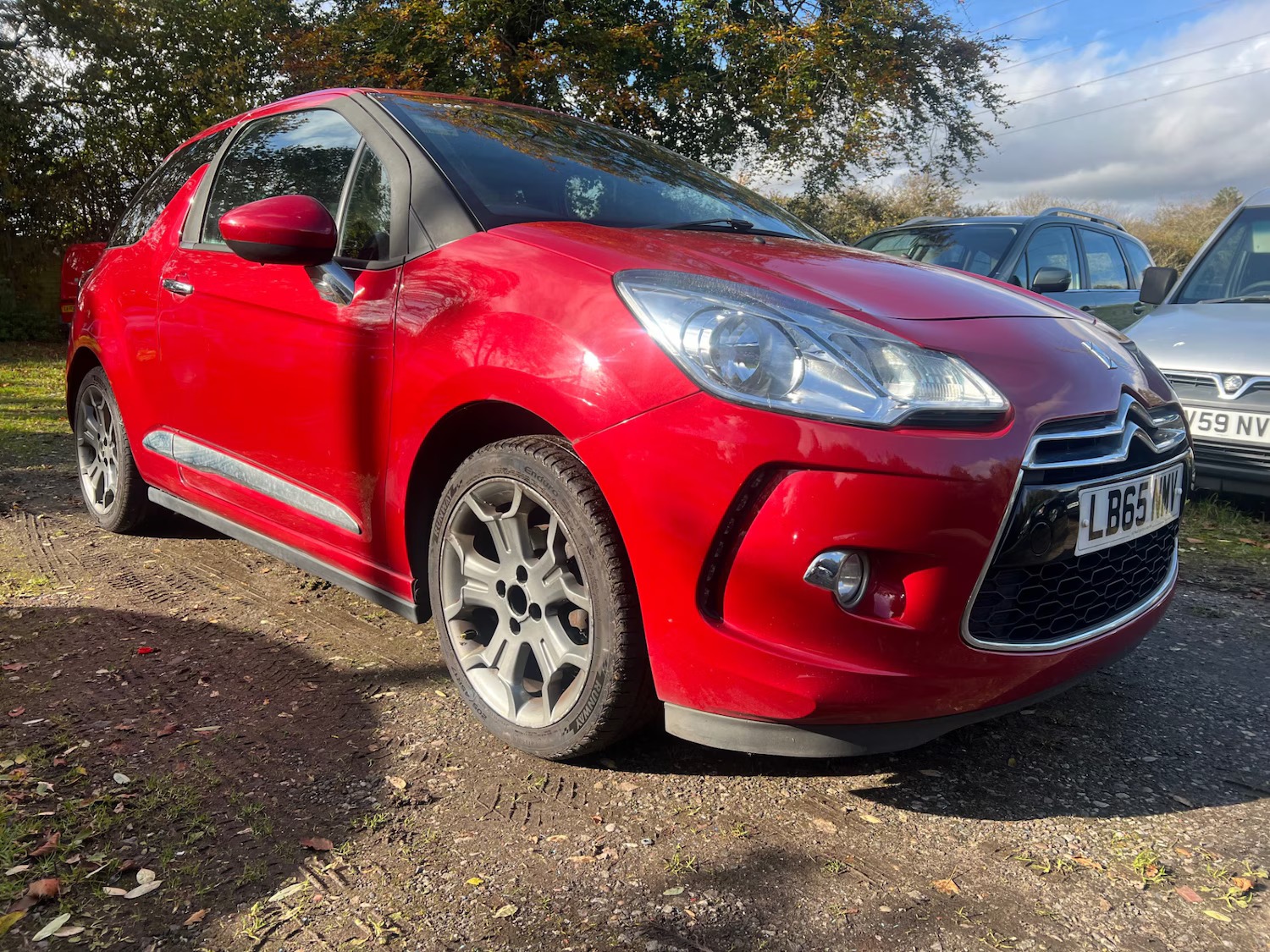 Used DS Automobiles DS 3 2016 for sale - 76418040: Photo 1