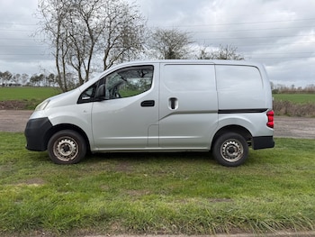 Used Nissan NV200 2010 for sale - 78067247: Photo