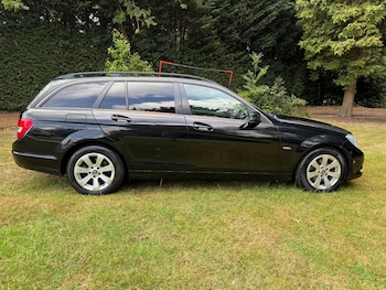 Used Mercedes-Benz C-Class 2011 for sale - 75263587: Photo