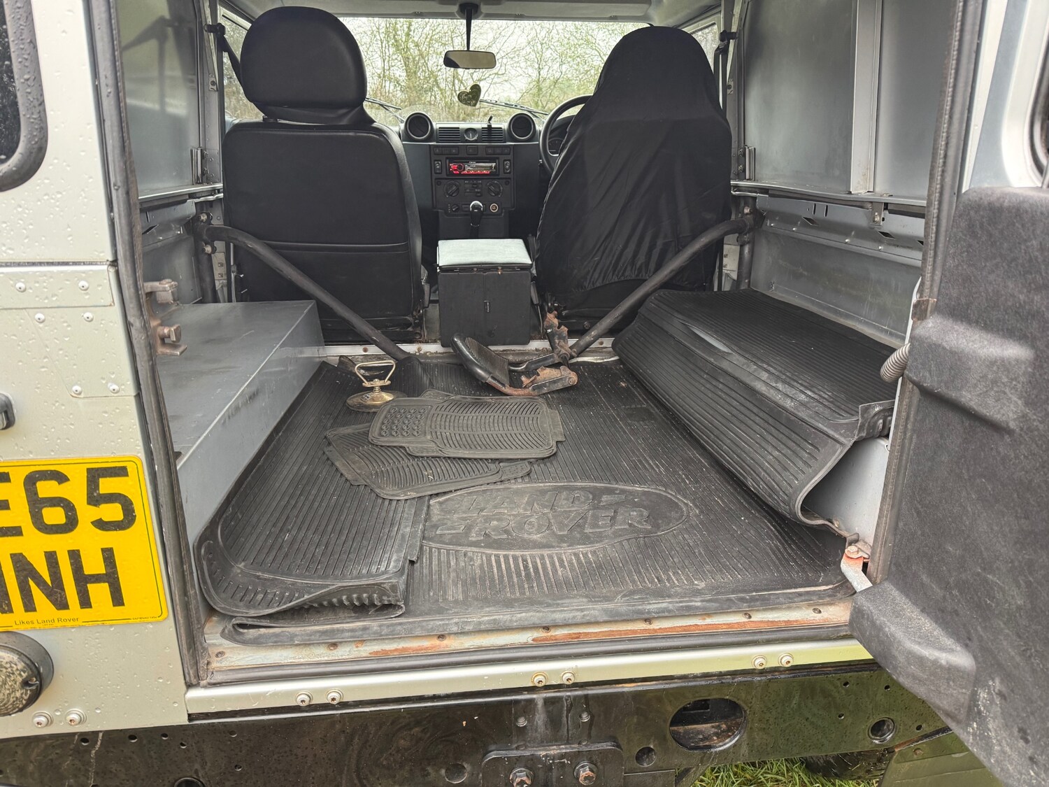 Used Land Rover Defender 2015 for sale - 77446720: Photo 10