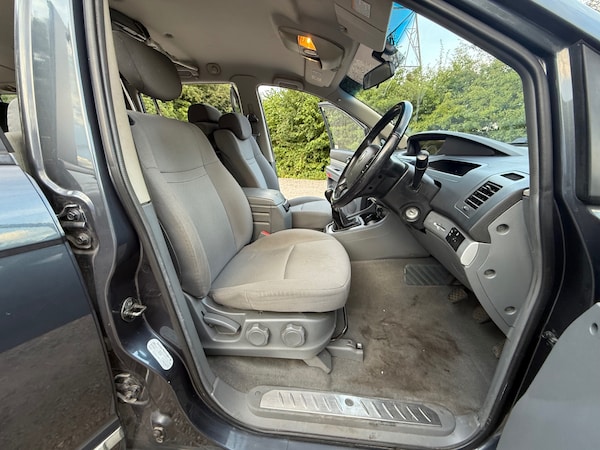 Used Ssangyong Turismo 2009 for sale - 75309070: Photo 15