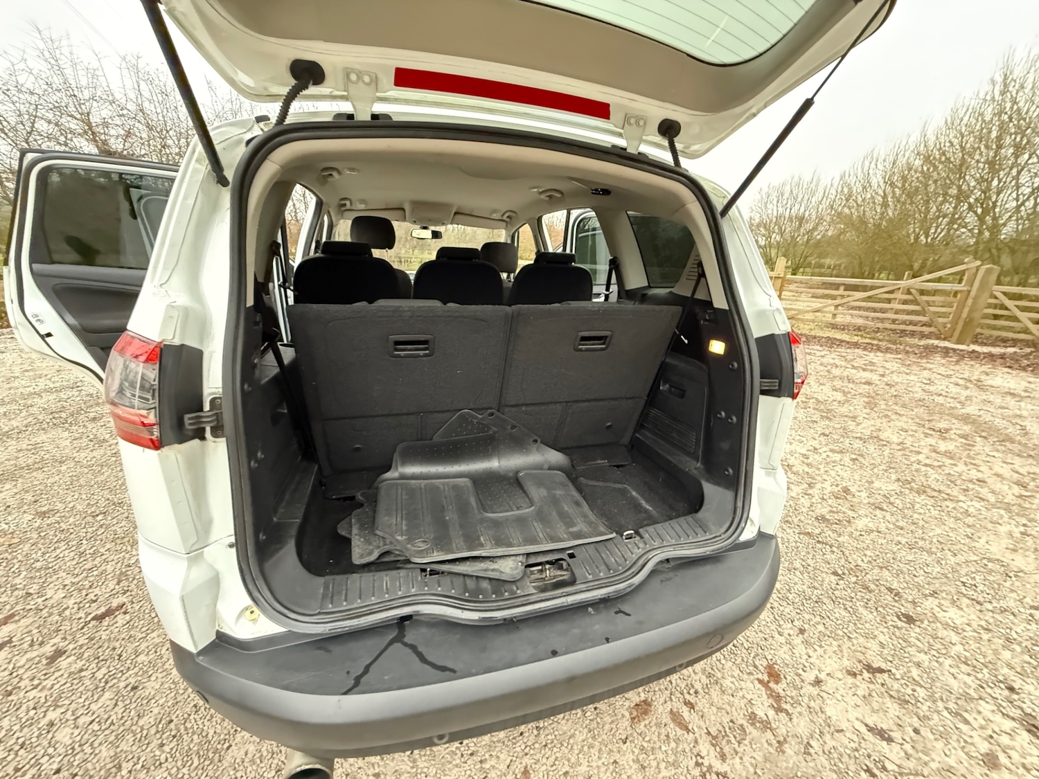 Used Ford S-Max 2012 for sale - 77033705: Photo 11