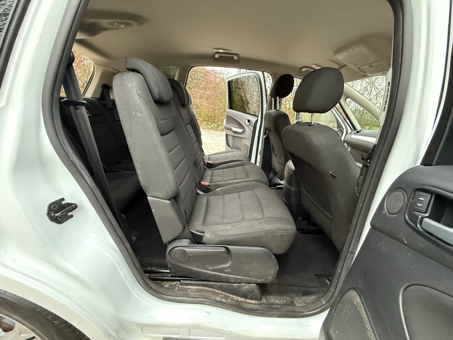 Used Ford S-Max 2012 for sale - 77033705: Photo 12