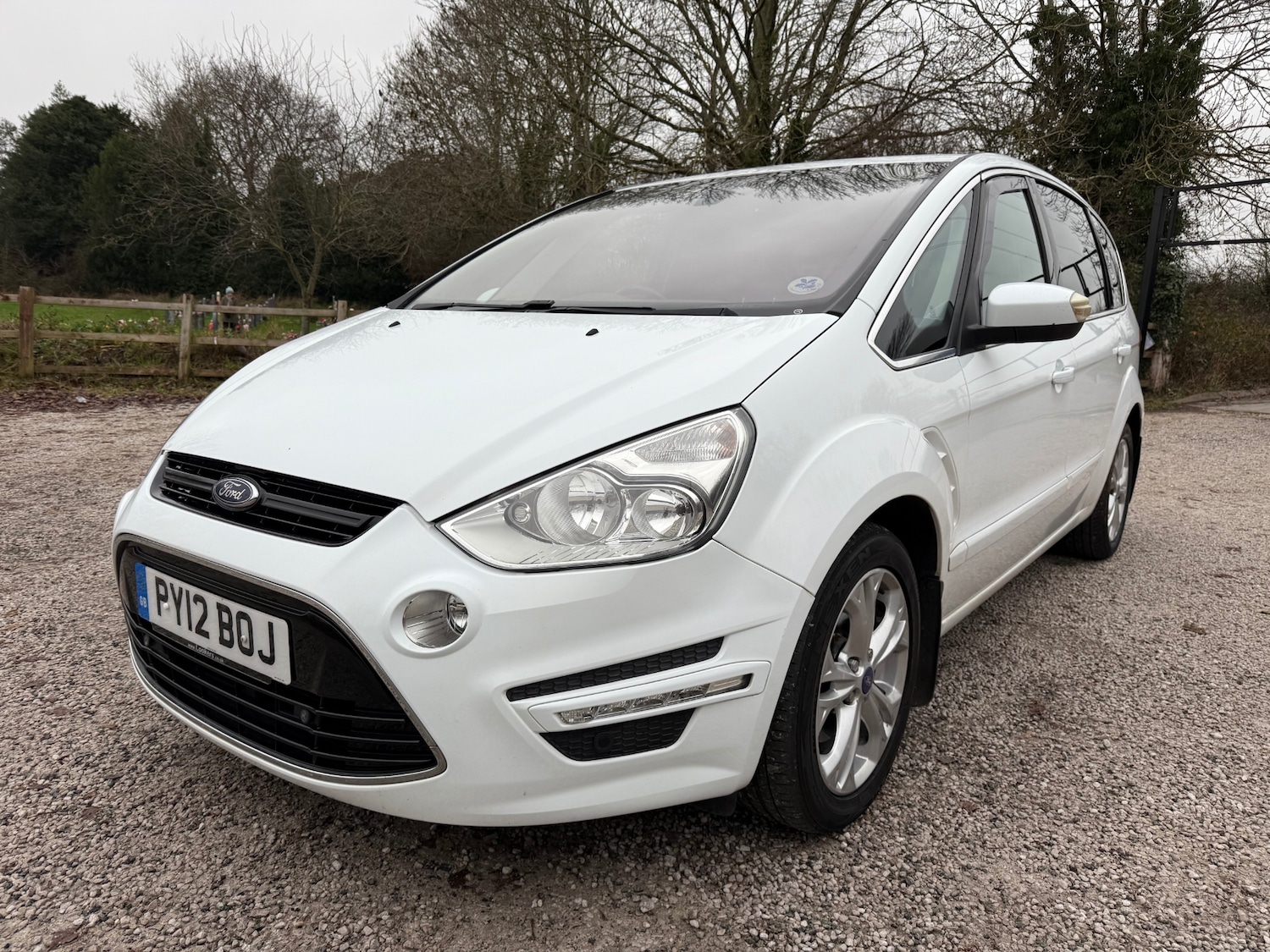 Used Ford S-Max 2012 for sale - 77033705: Photo 2