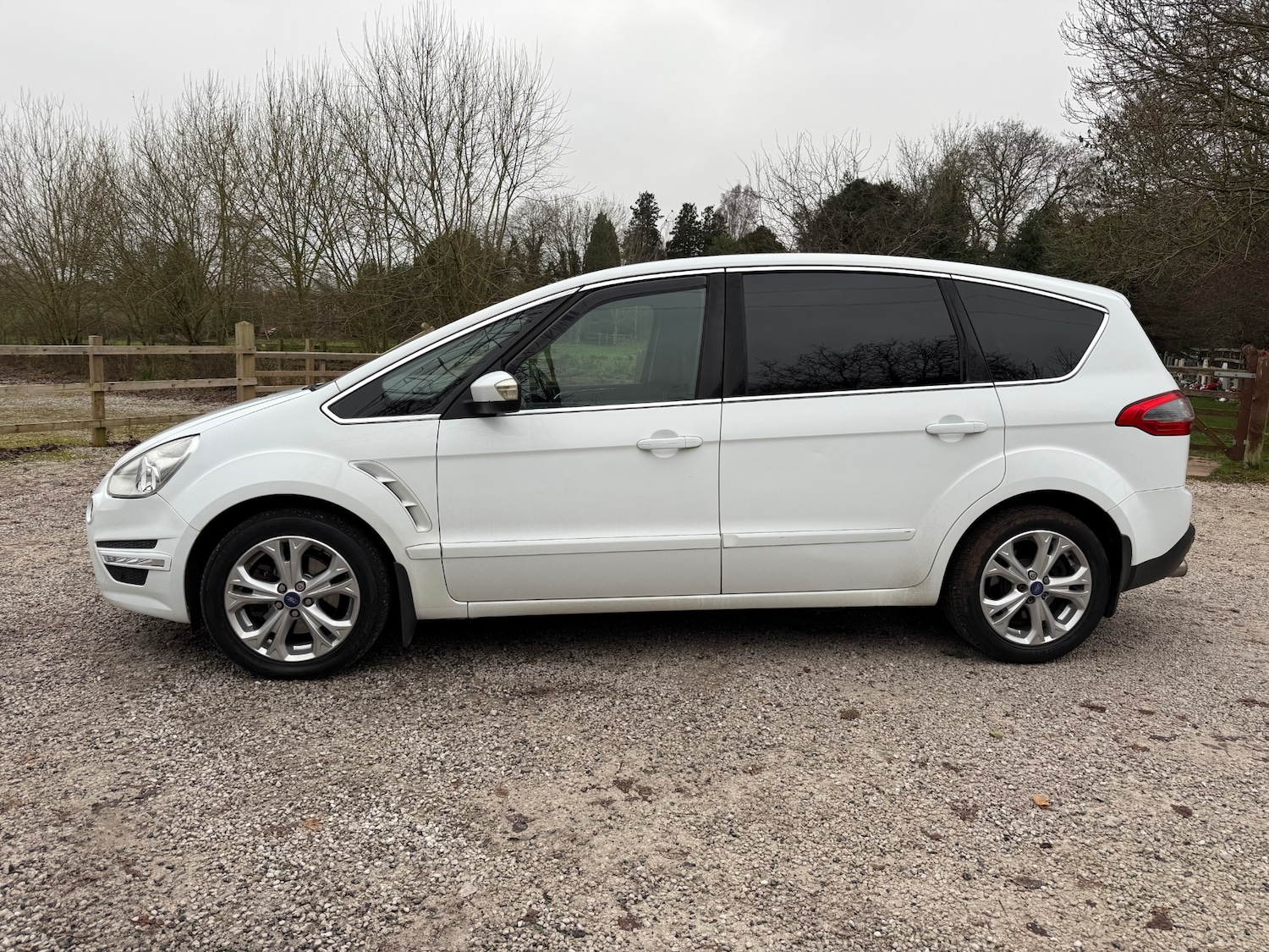 Used Ford S-Max 2012 for sale - 77033705: Photo 6