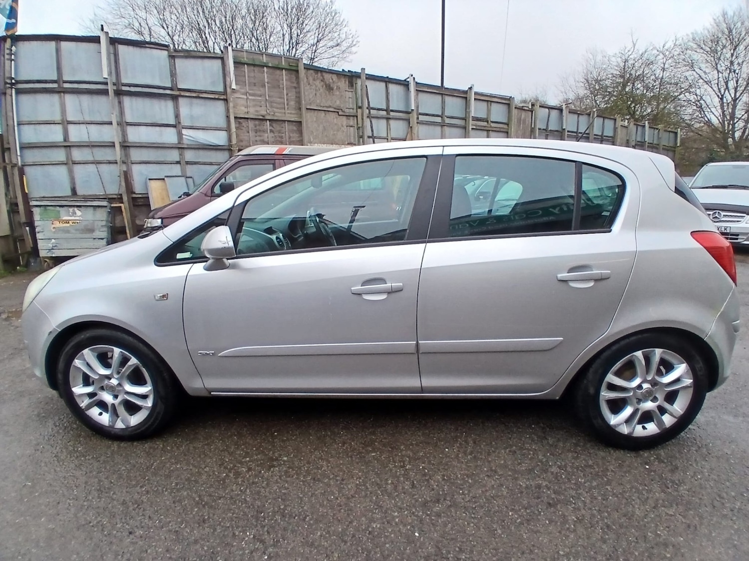 Used Vauxhall Corsa 2007 for sale - 78013023: Photo 3