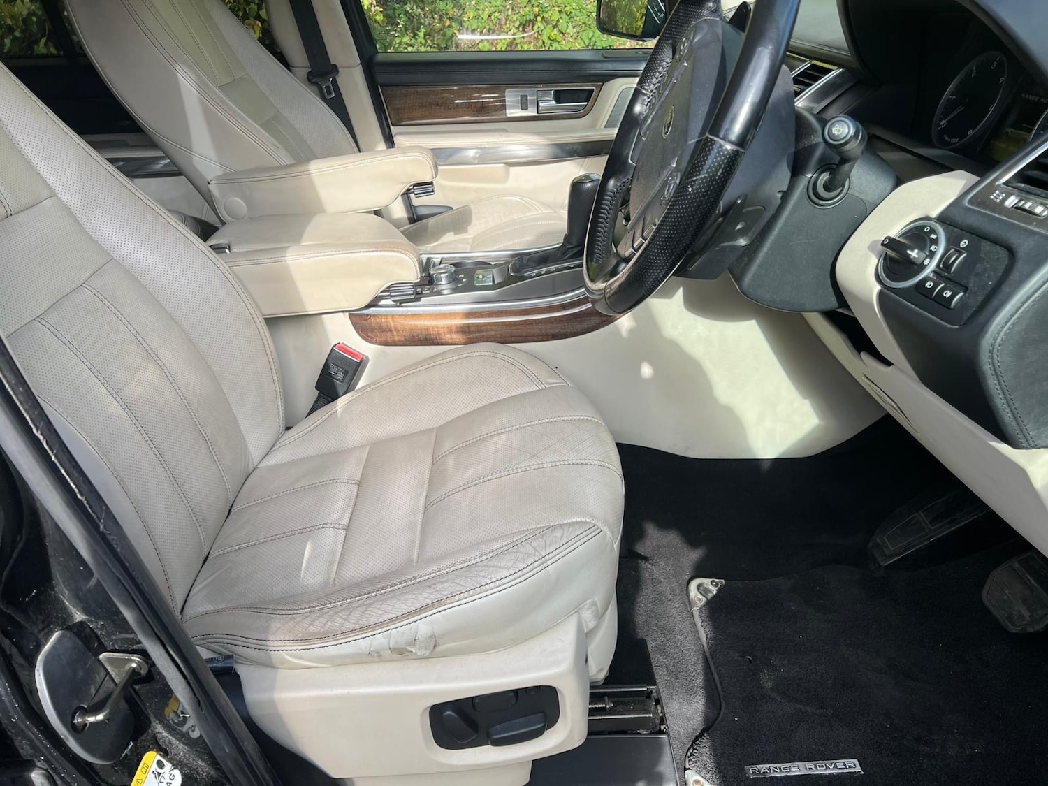 Used Land Rover Range Rover Sport 2009 for sale - 76461868: Photo 9