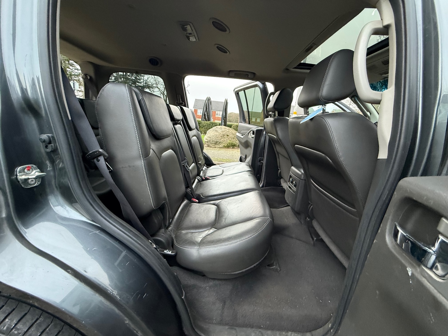 Used Nissan Pathfinder 2012 for sale - 77556909: Photo 15