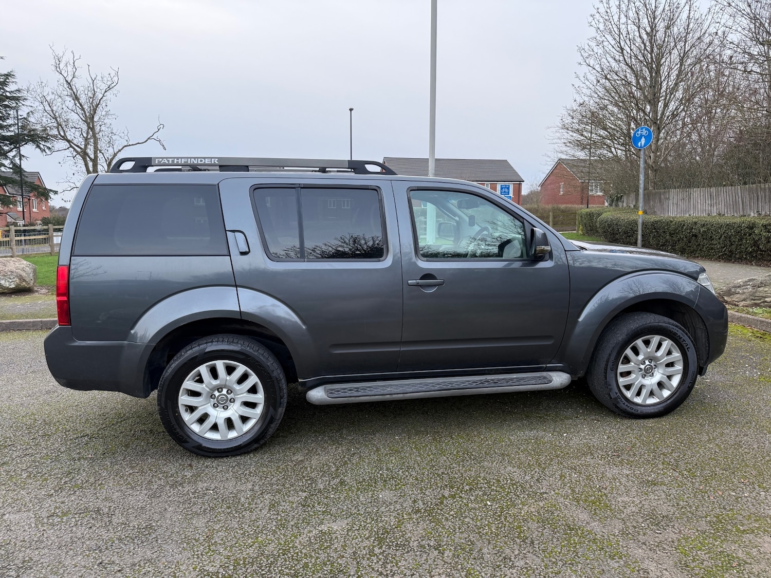 Used Nissan Pathfinder 2012 for sale - 77556909: Photo 3