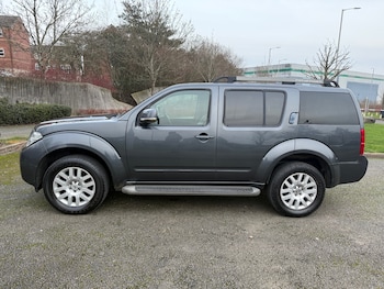 Used Nissan Pathfinder 2012 for sale - 77556909: Photo