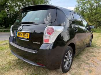 Used Toyota Verso 2014 for sale - 74743936: Photo