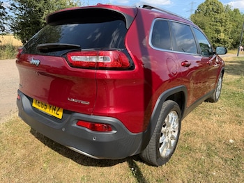 Used Jeep Cherokee 2015 for sale - 79230719: Photo