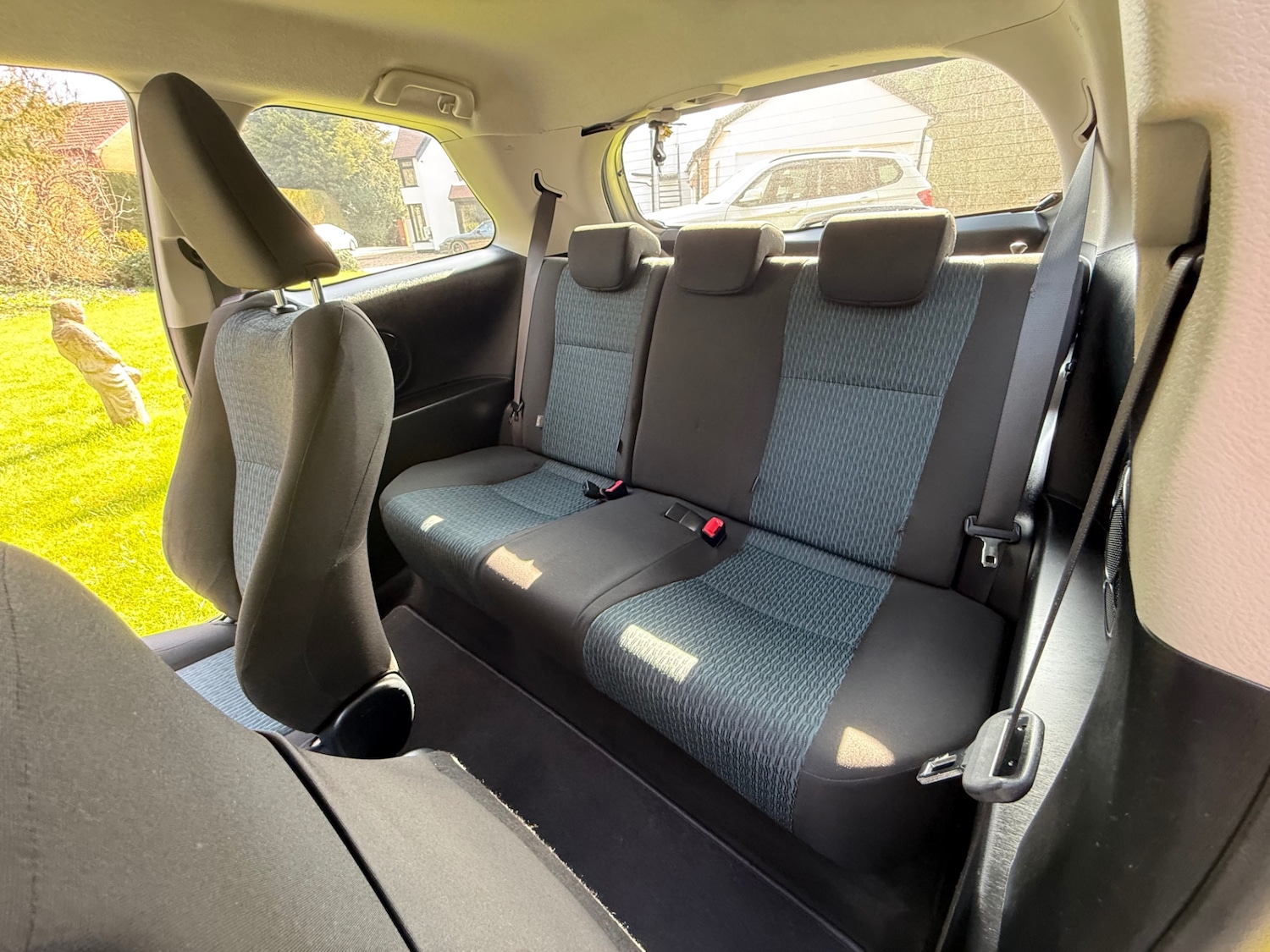 Used Toyota Yaris 2013 for sale - 77973995: Photo 9