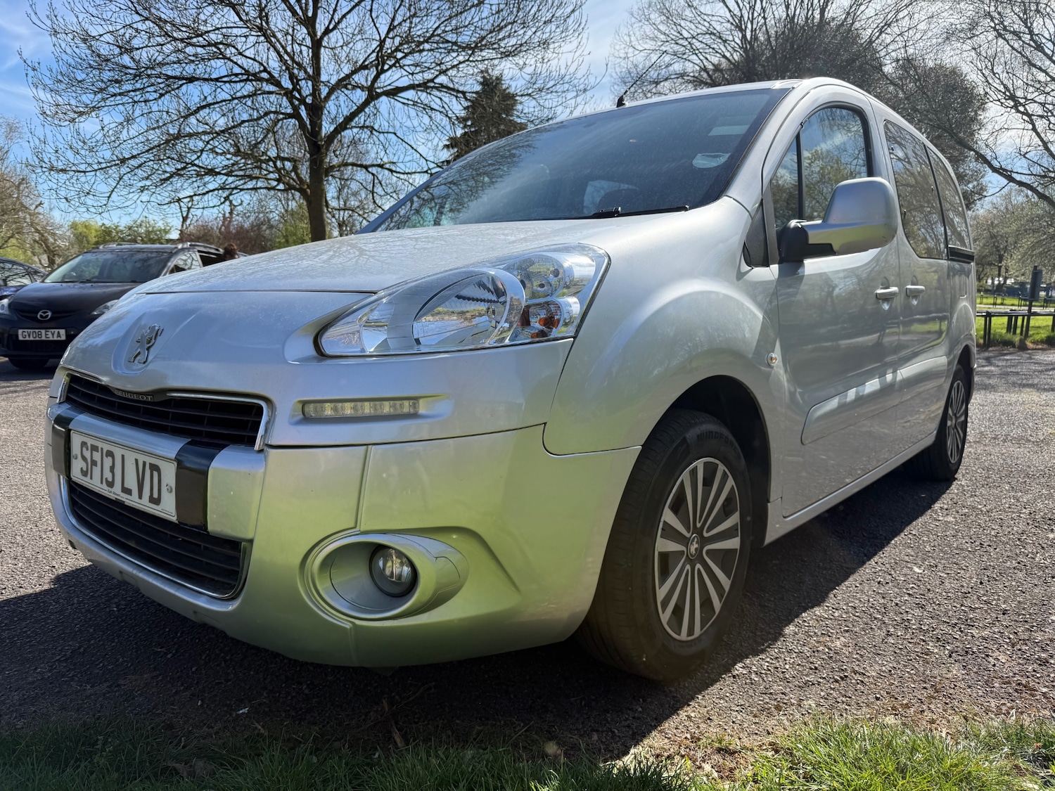 Used Peugeot Partner Tepee 2013 for sale - 78152451: Photo 2