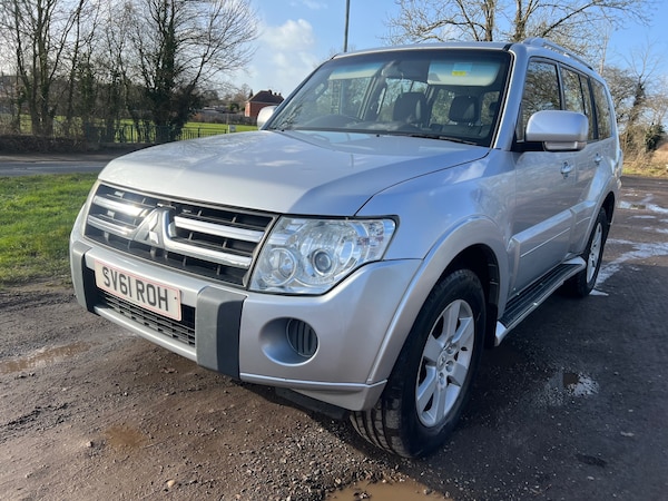 Used Mitsubishi Shogun 2011 for sale - 73525543: Photo 3