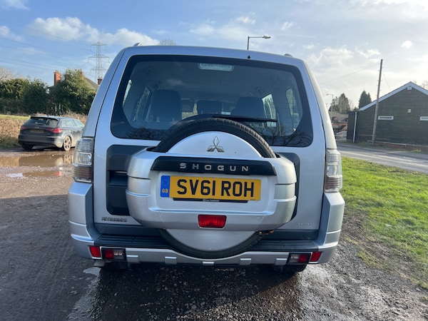 Used Mitsubishi Shogun 2011 for sale - 73525543: Photo 7