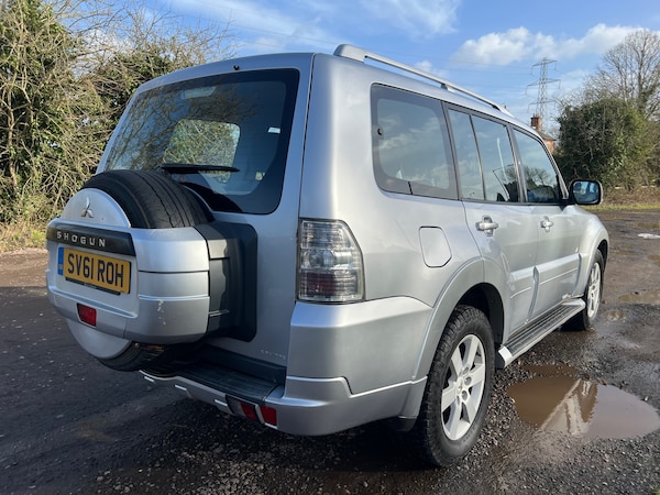 Used Mitsubishi Shogun 2011 for sale - 73525543: Photo 8