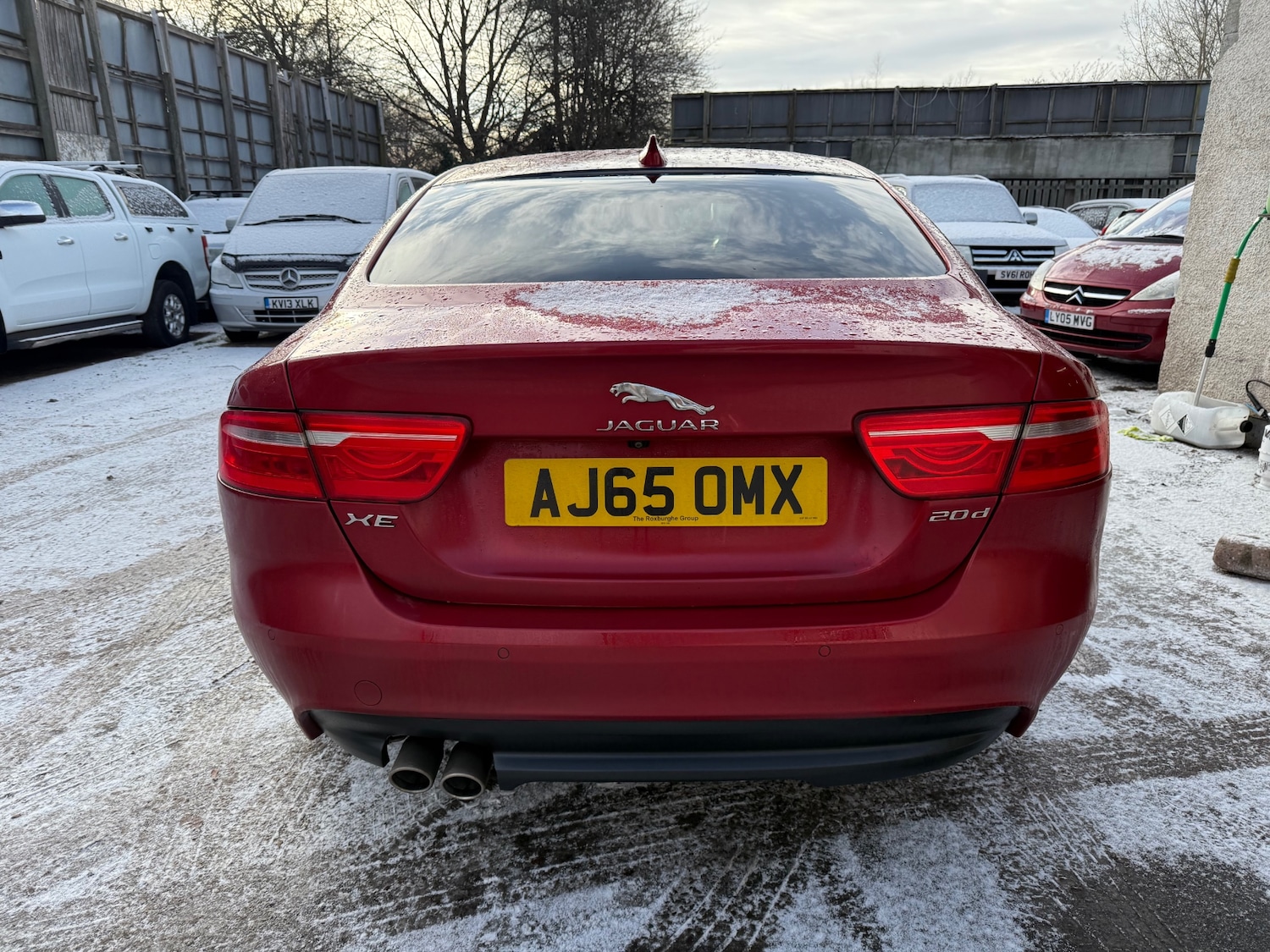 Used Jaguar XE 2016 for sale - 77114356: Photo 4