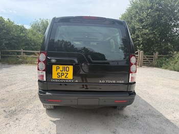 Used Land Rover Discovery 2010 for sale - 79030392: Photo