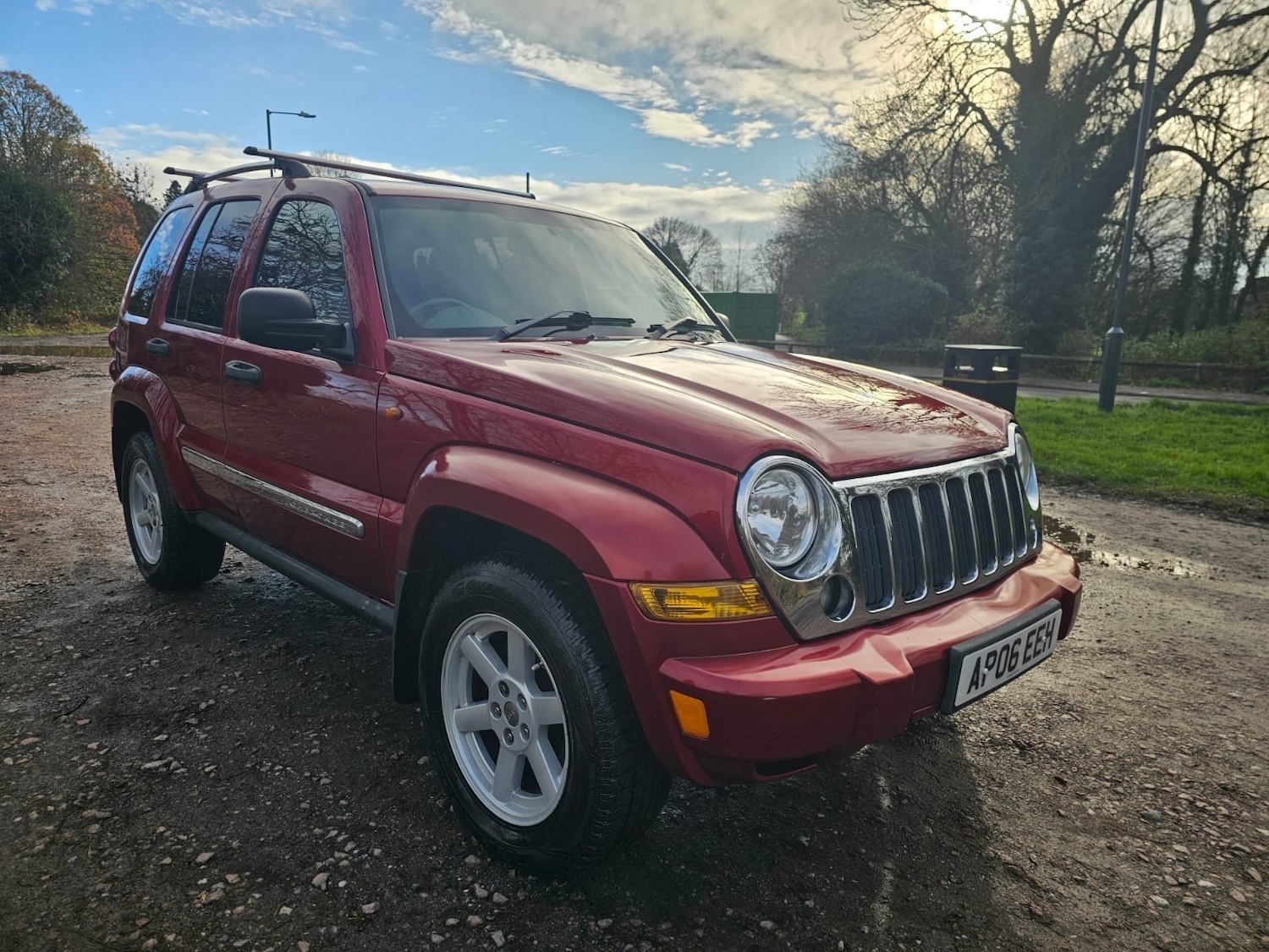 Used Jeep Cherokee 2006 for sale - 76693059: Photo 1