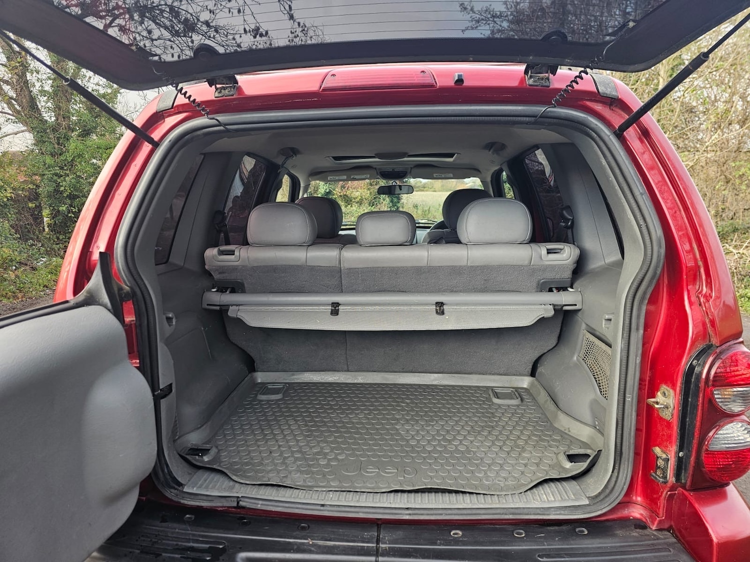 Used Jeep Cherokee 2006 for sale - 76693059: Photo 8