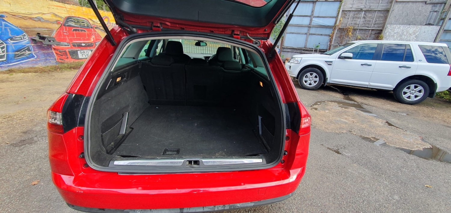 Used Citroen C5 2010 for sale - 76353439: Photo 12
