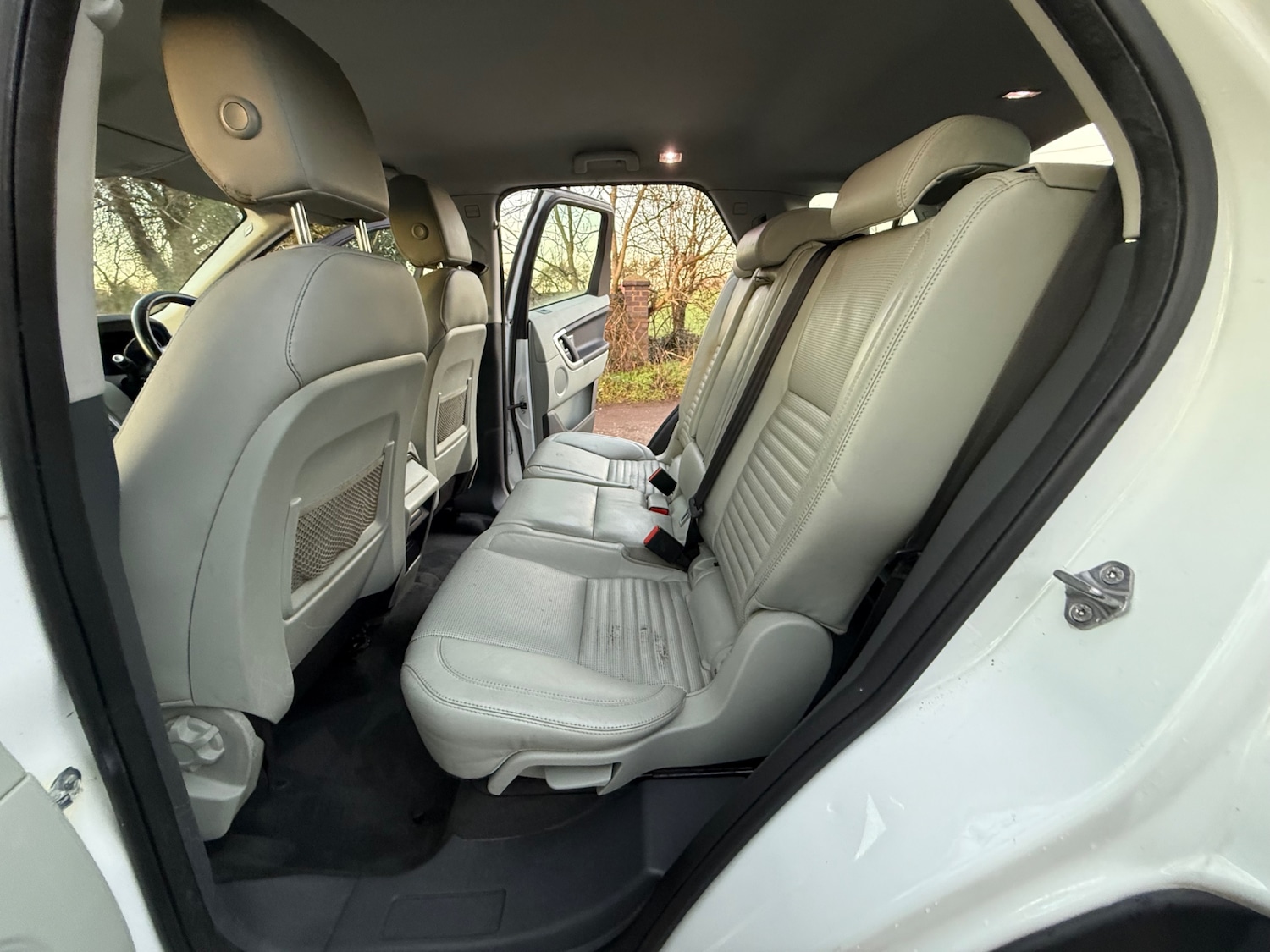 Used Land Rover Discovery Sport 2015 for sale - 76922018: Photo 14