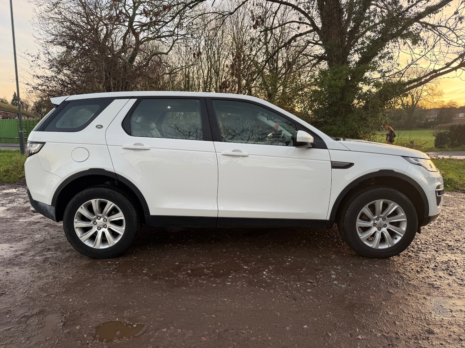 Used Land Rover Discovery Sport 2015 for sale - 76922018: Photo 3