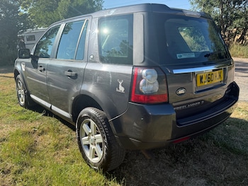 Used Land Rover Freelander 2010 for sale - 79187322: Photo