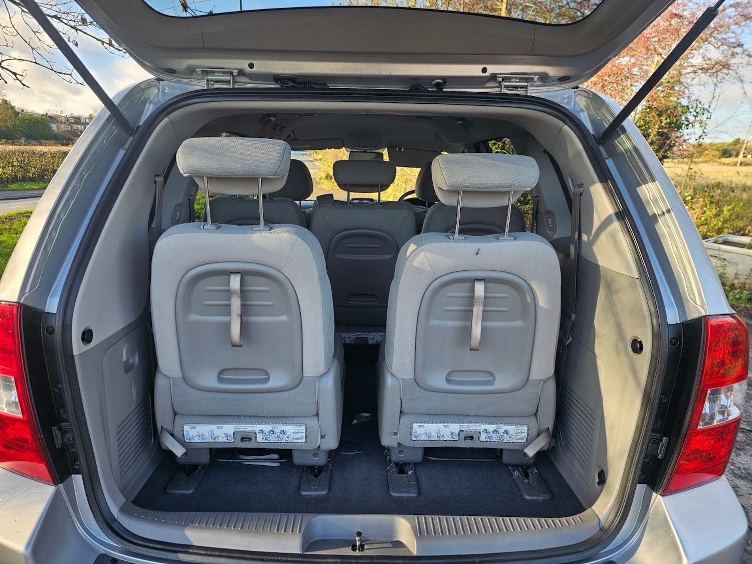 Used Kia Sedona 2011 for sale - 76693072: Photo 13