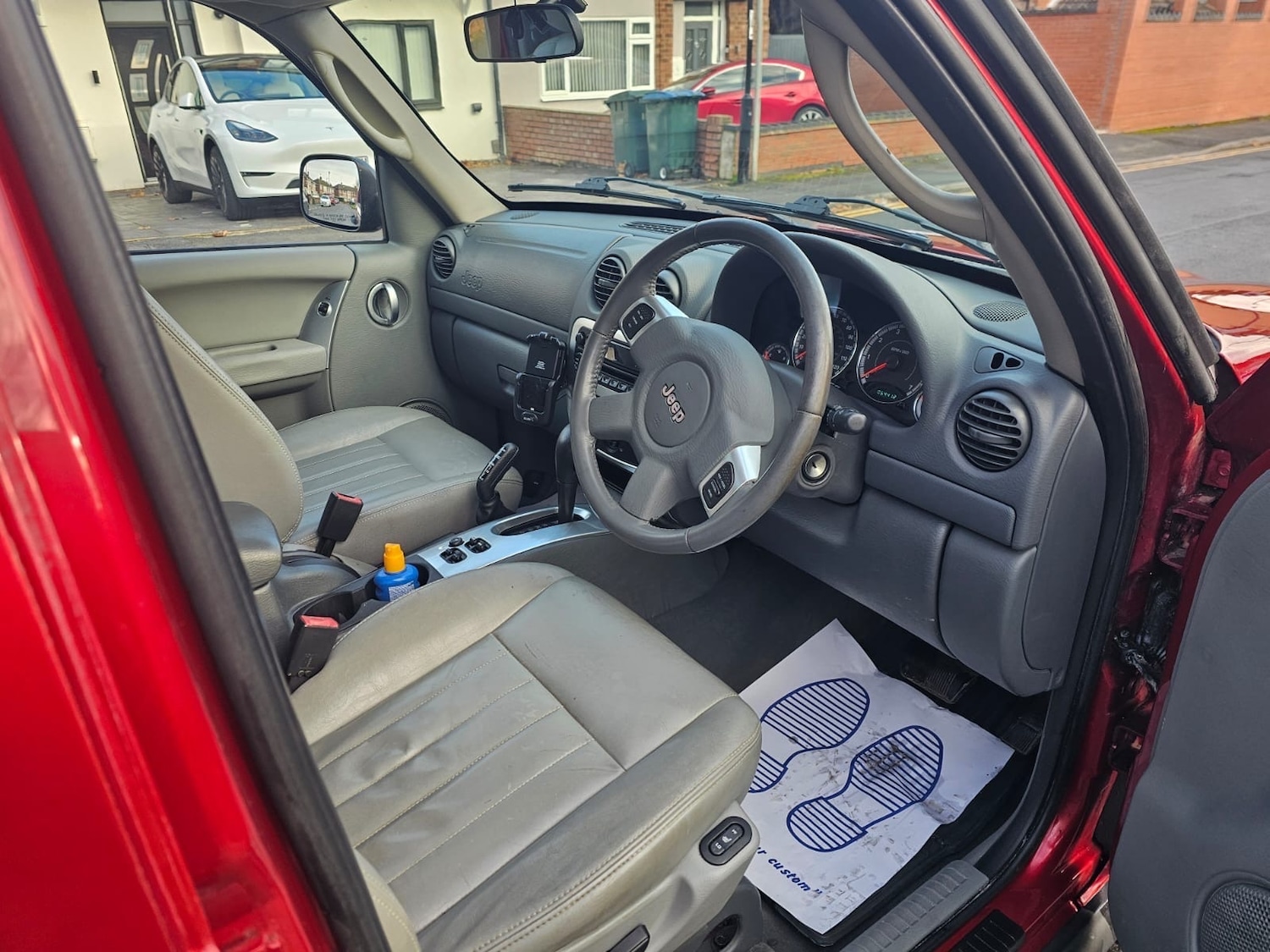 Used Kia Sedona 2011 for sale - 76693072: Photo 15