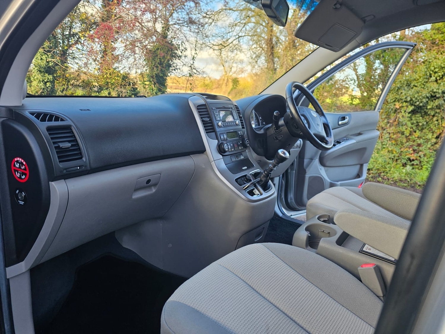 Used Kia Sedona 2011 for sale - 76693072: Photo 8