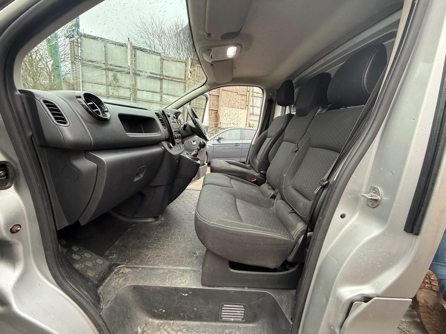 Used Vauxhall Vivaro 2017 for sale - 76720155: Photo 12