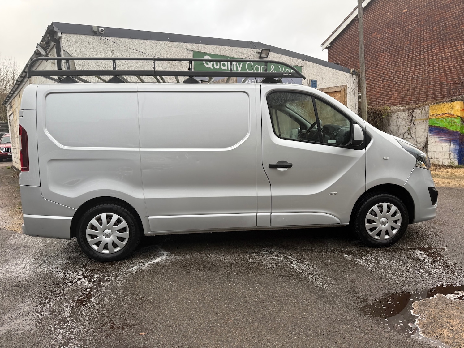 Used Vauxhall Vivaro 2017 for sale - 76720155: Photo 3
